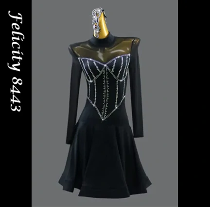 Felicity 8443