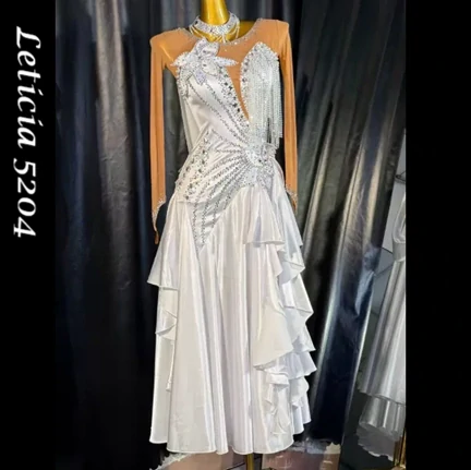Leticia 5204