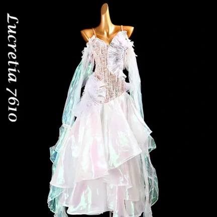 Lucretia 7610