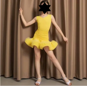 Naomi 4884