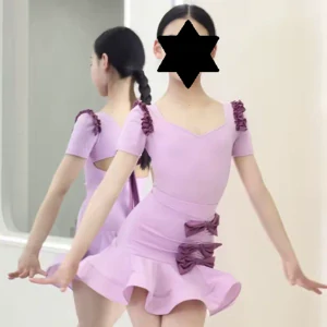 Naomi 4894