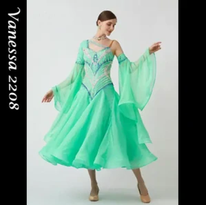Vanessa 2208