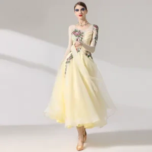 Chloe 6296