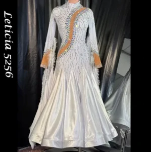 Leticia 5256