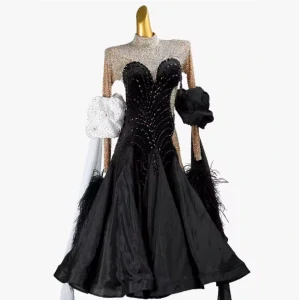 Lucretia 7606