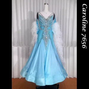 Caroline 7656