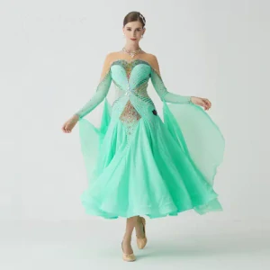 Lucretia 7642
