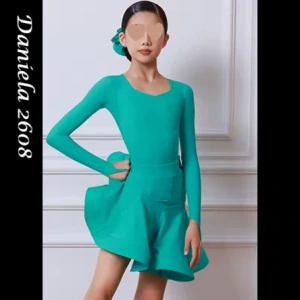 Daniela 2608