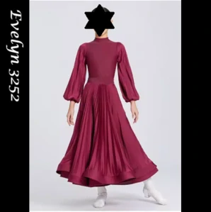 Evelyn 3252