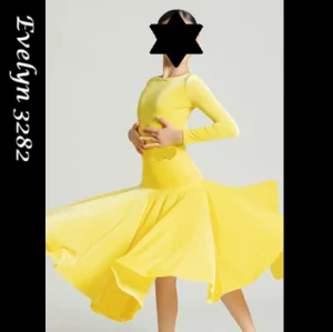 Evelyn 3282