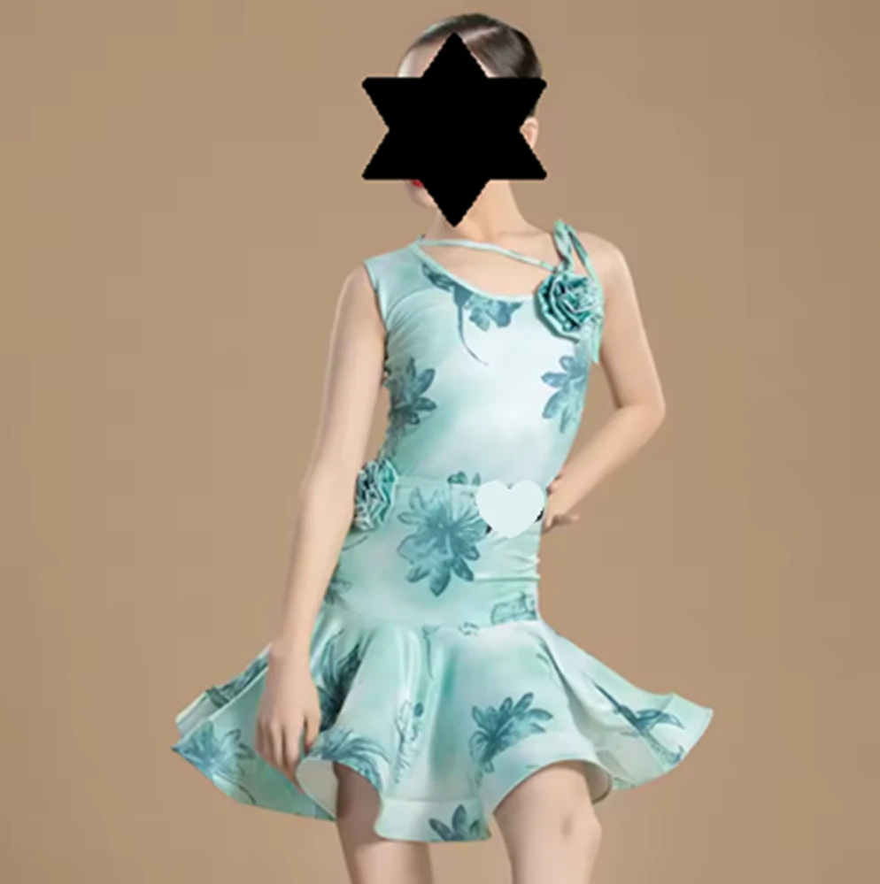 Naomi 4900