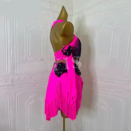 Ariana 7548