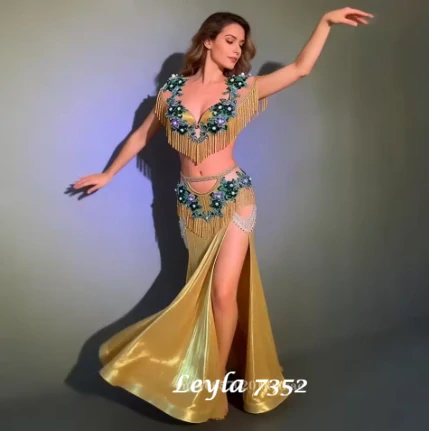 Leyla 7352