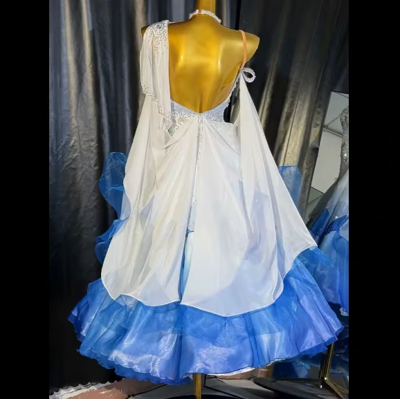 Leticia 5244