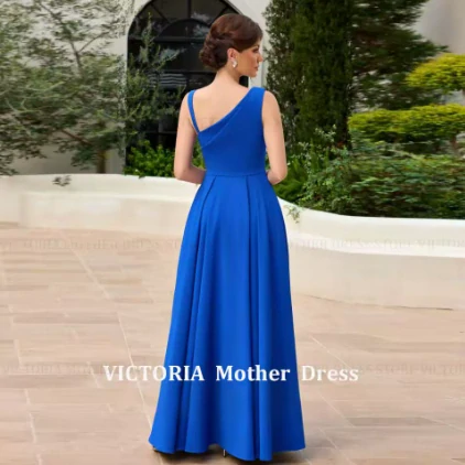 Victoria 4558