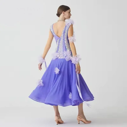 Lucretia 7656