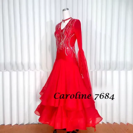Caroline 7684