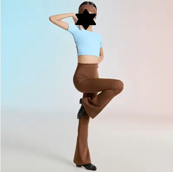 Lara 4636