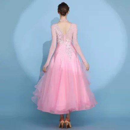 Chloe 6283