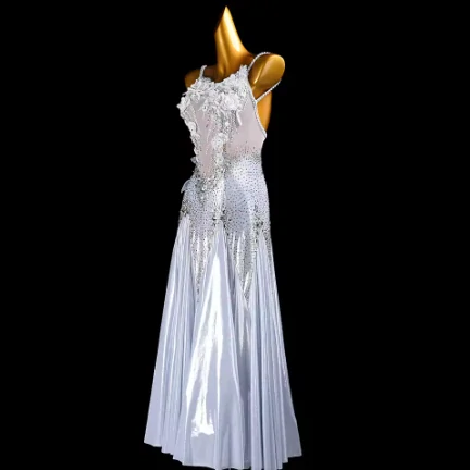 Lucretia 7616
