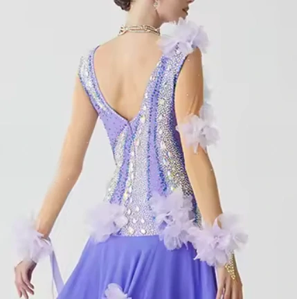 Lucretia 7656