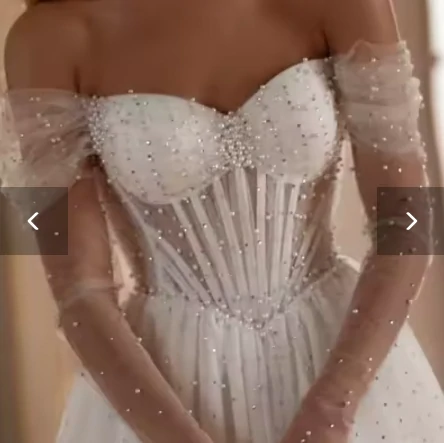 Selena 4244